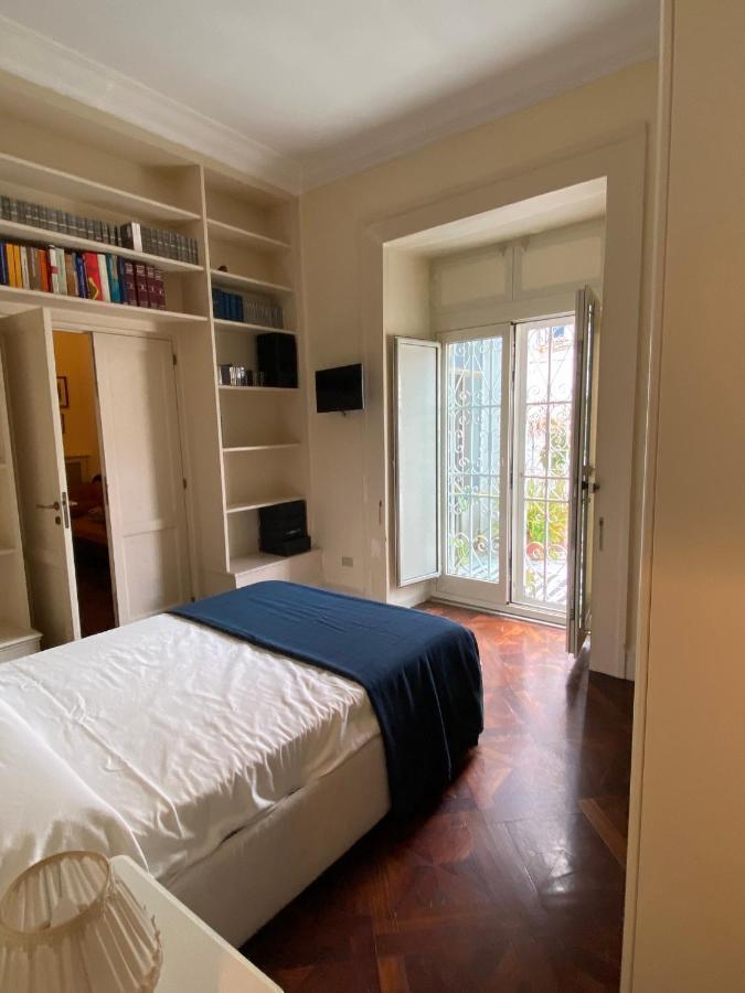 Royal Apartment In San Domenico Maggiore Naples Extérieur photo